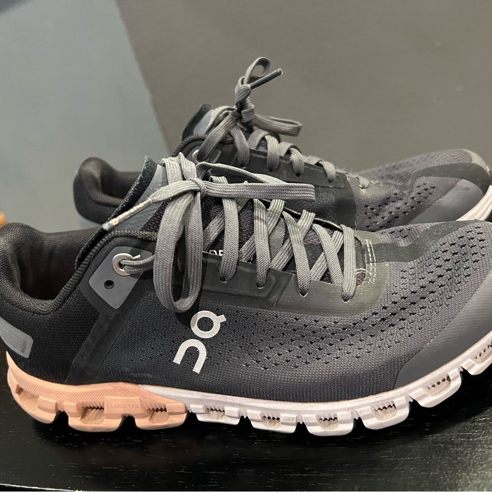 OnCloud Cloudflow shoes